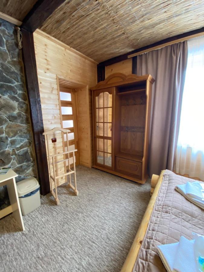 Guest House Shulc Mizhhirya  エクステリア 写真