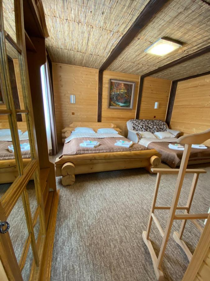 Guest House Shulc Mizhhirya  エクステリア 写真